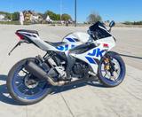 Suzuki GSX-R125 - SUZUKI GSX R 125