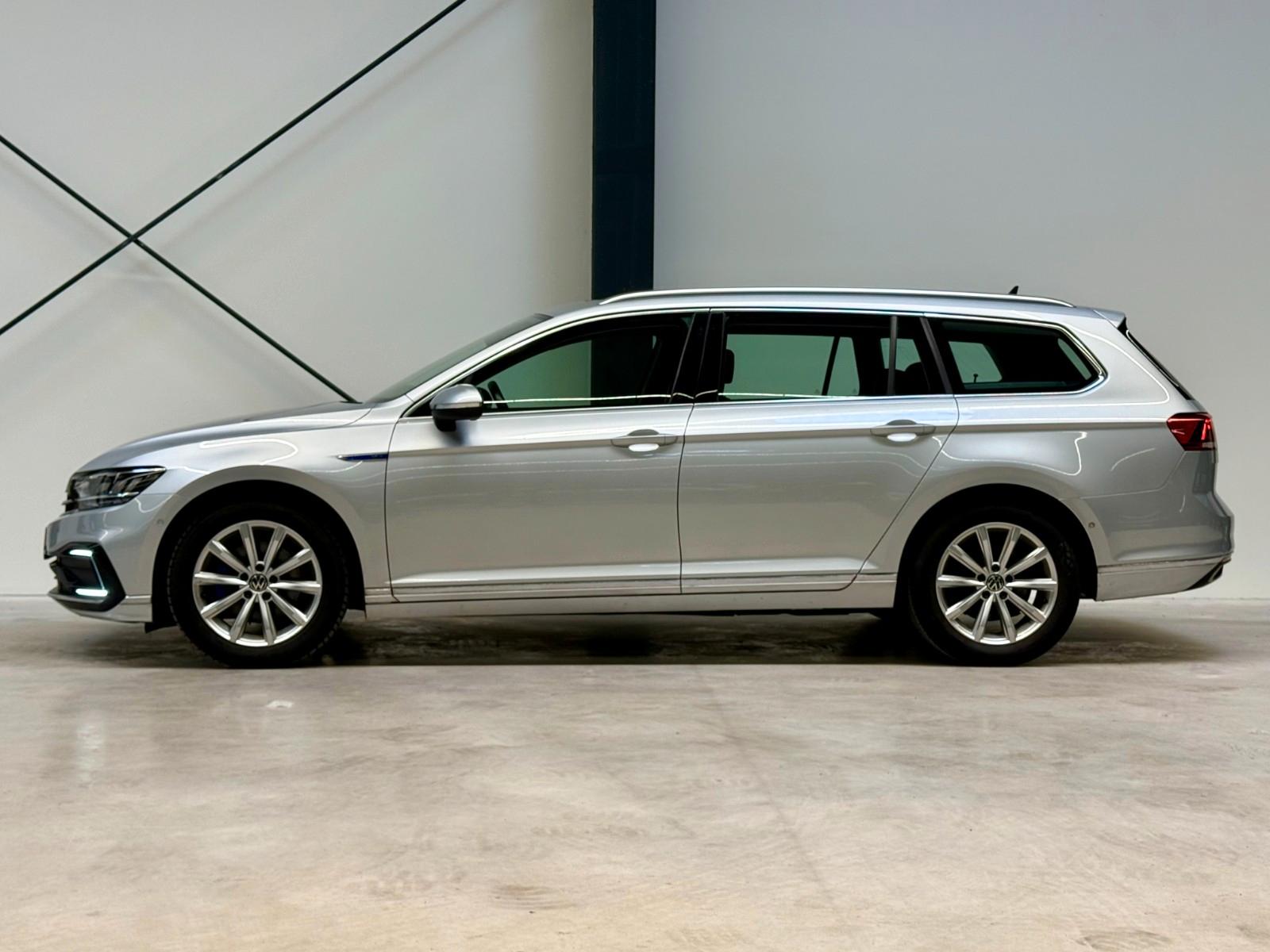 Volkswagen Passat VARIANT GTE 1.4 TSIeHybrid*LEDER*AHK*PANO, миниатюра 2