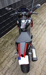 Aprilia Tuono V4 Factory - APRILIA TUONO FACTORY