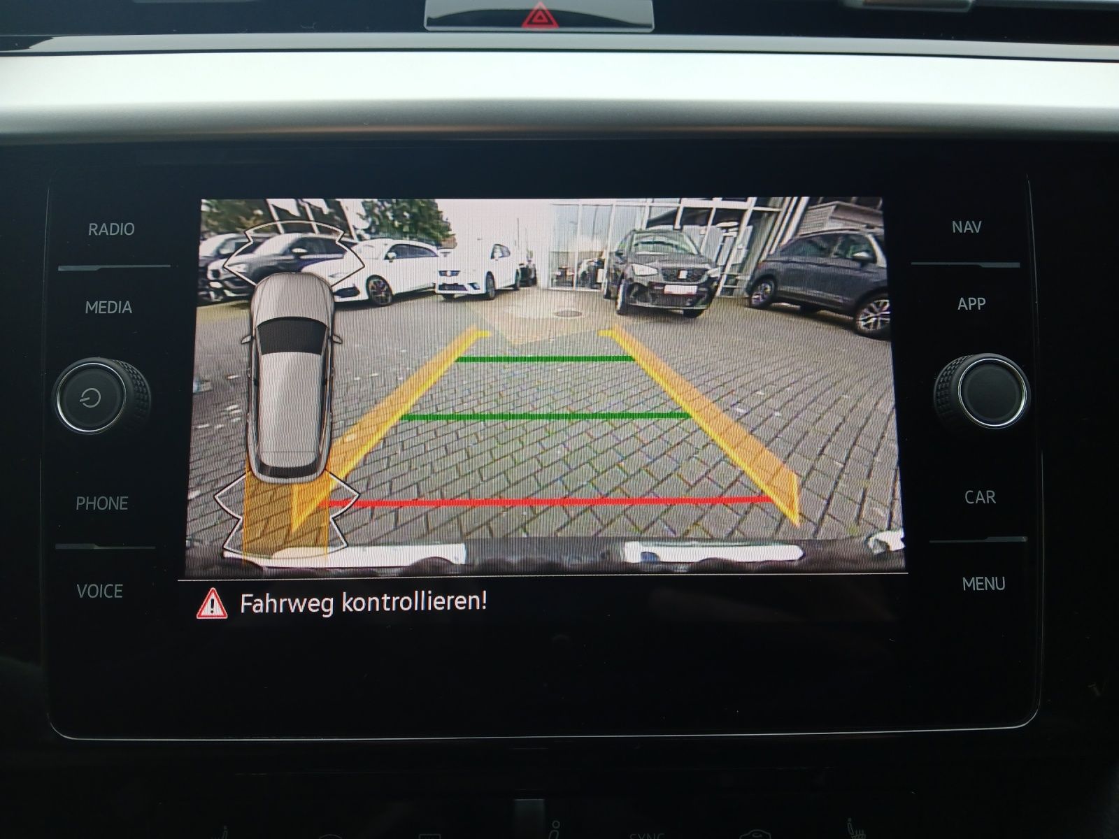 Fahrzeugabbildung Volkswagen Arteon SB TDI Elegance Keyless AHK Kamera ACC