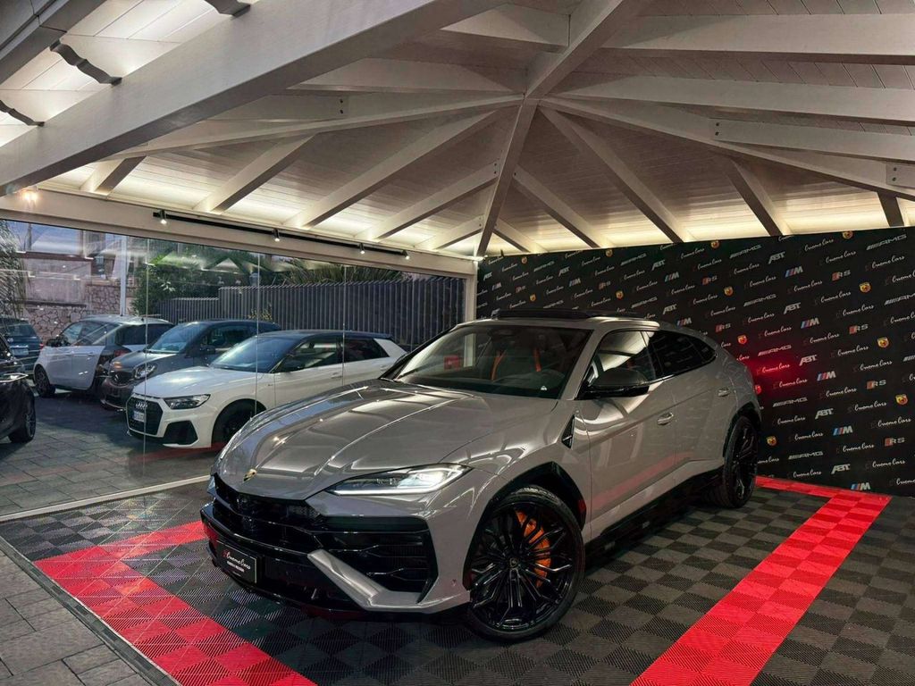 Image of Lamborghini Urus