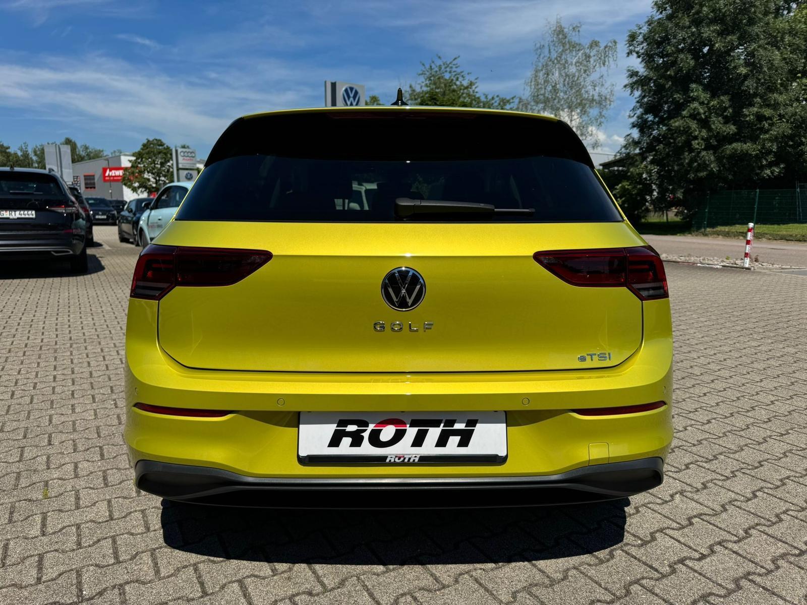 Volkswagen Golf 1.0 eTSI MHEV DSG Life LED*PDC*DAB*ACC*AHK*, миниатюра 4