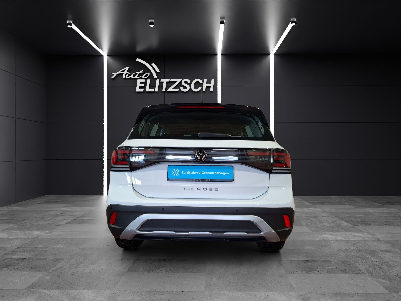 Fahrzeugabbildung Volkswagen T-Cross TSI Life LED AID ACC APP SH PDC LM