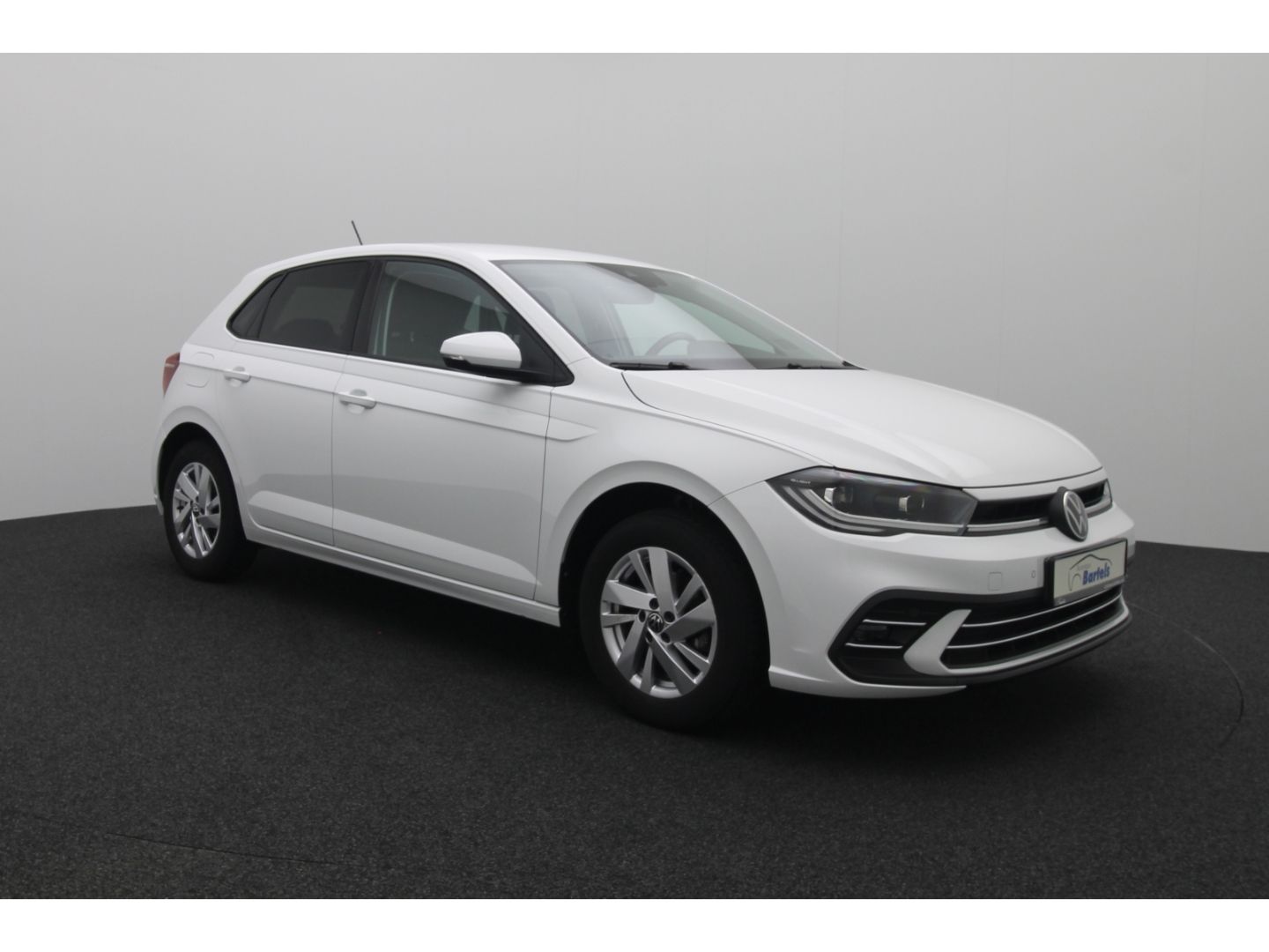 Fahrzeugabbildung Volkswagen Polo VI Style ACC Digi Cockpit LED Apple Carplay