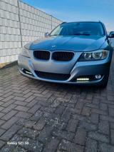 BMW 320i E91 Facelift - BMW 320: E91 320i