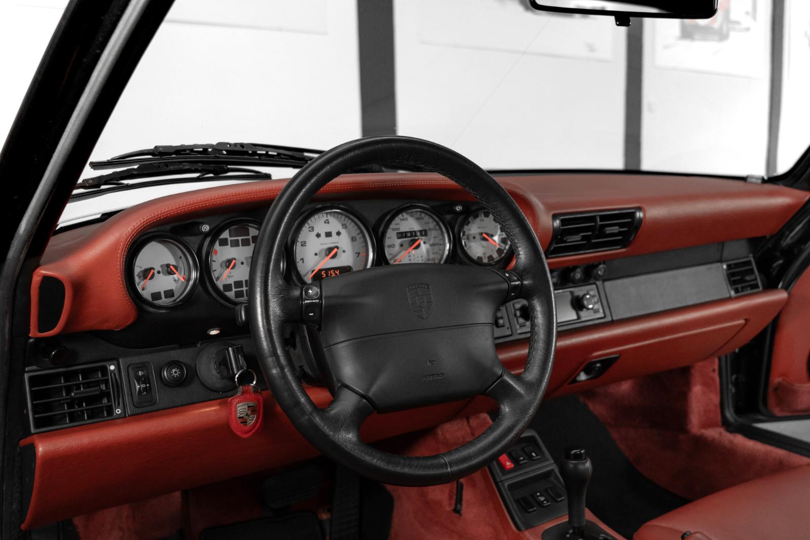 Porsche 993 Carrera Coupé deutsches Fahrzeug m. Historie