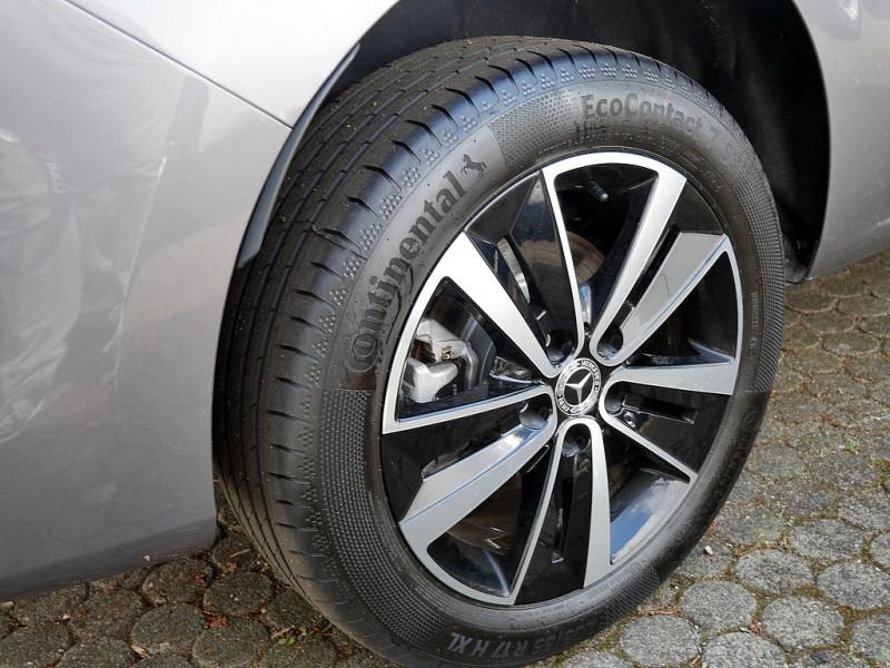 Mercedes-Benz T 180 PROGRESSIVE NAVI AUTOMATIK LED KAMERA 7SIT