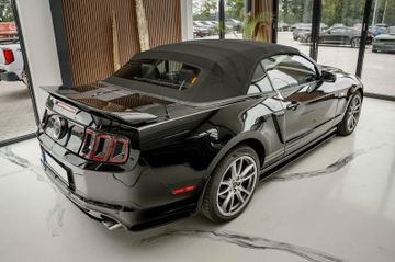 Ford Mustang - 11