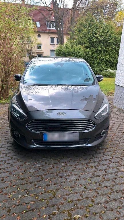 Image of Ford S-Max