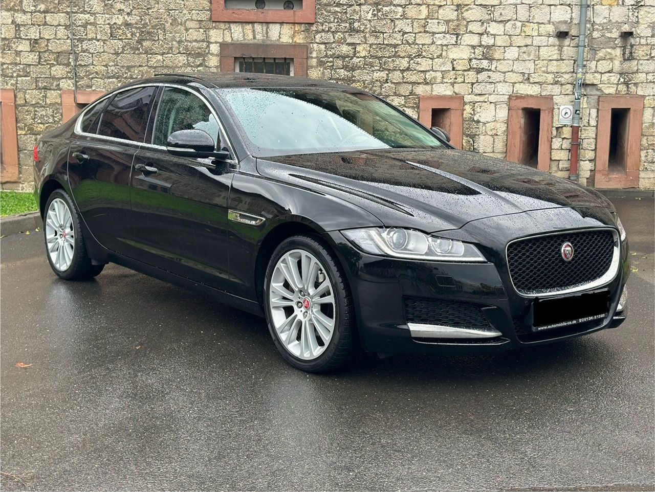 Fahrzeugabbildung Jaguar XF PRESTIGE*MOD.2017+PANO+LEDER*