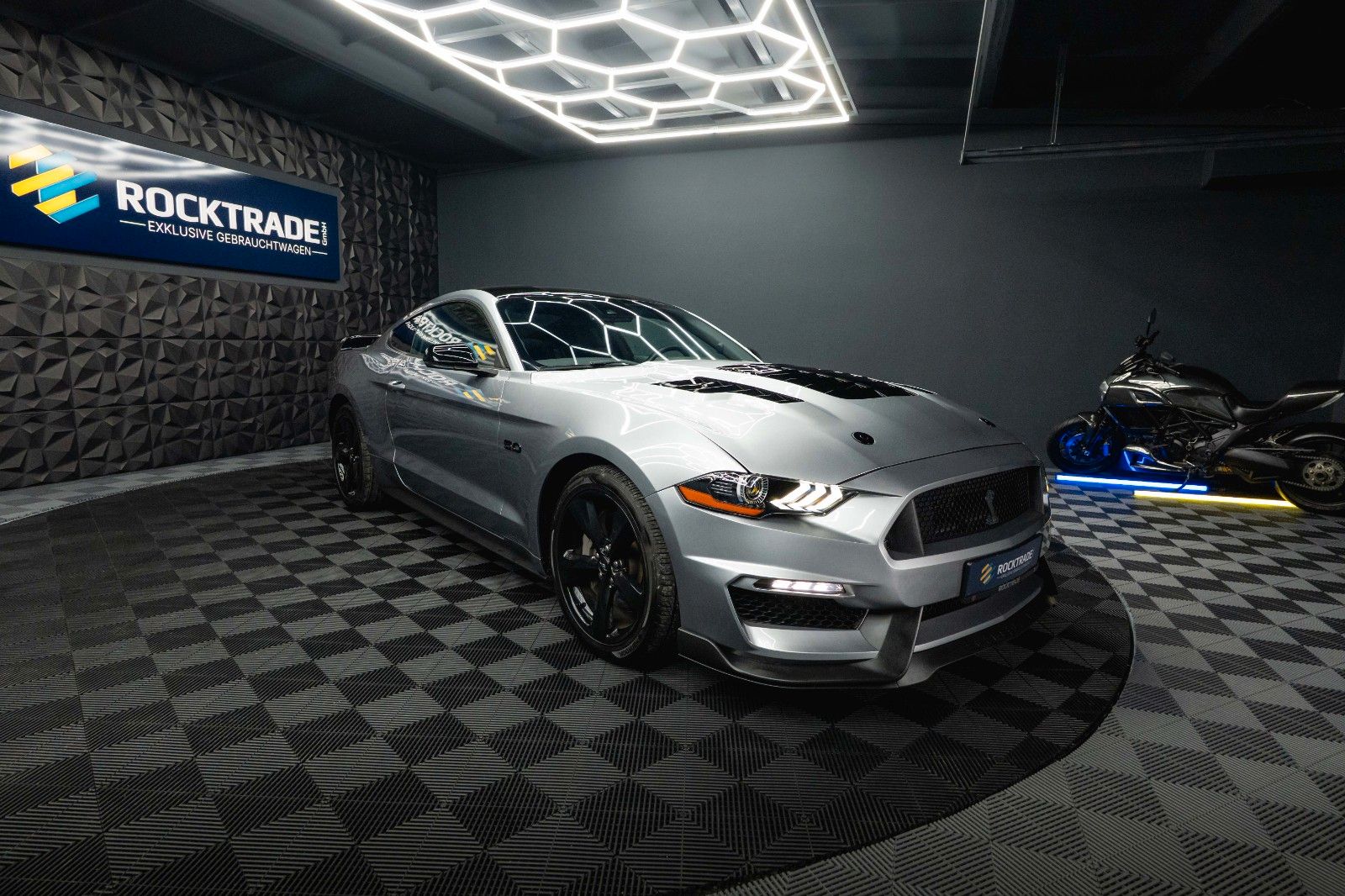 Fahrzeugabbildung Ford Mustang Shelby GT 500 5.0 V8 Performance *LED*