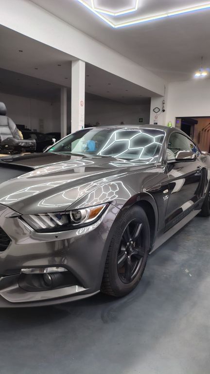 Image of Ford Mustang