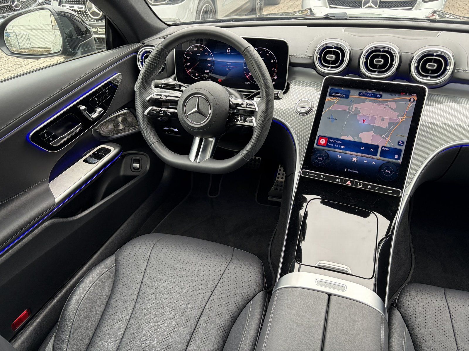 Fahrzeugabbildung Mercedes-Benz CLE 300 4M AMG*FAP+*BURMESTER+PANO*SITZKLIMA