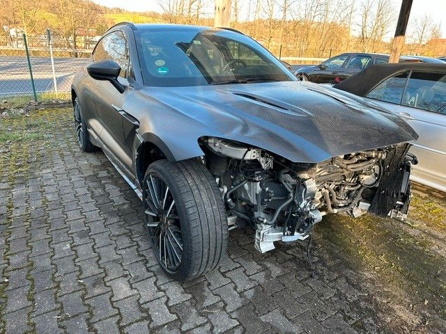 Aston Martin DBX 4.0 V8 DBX707 Carbon