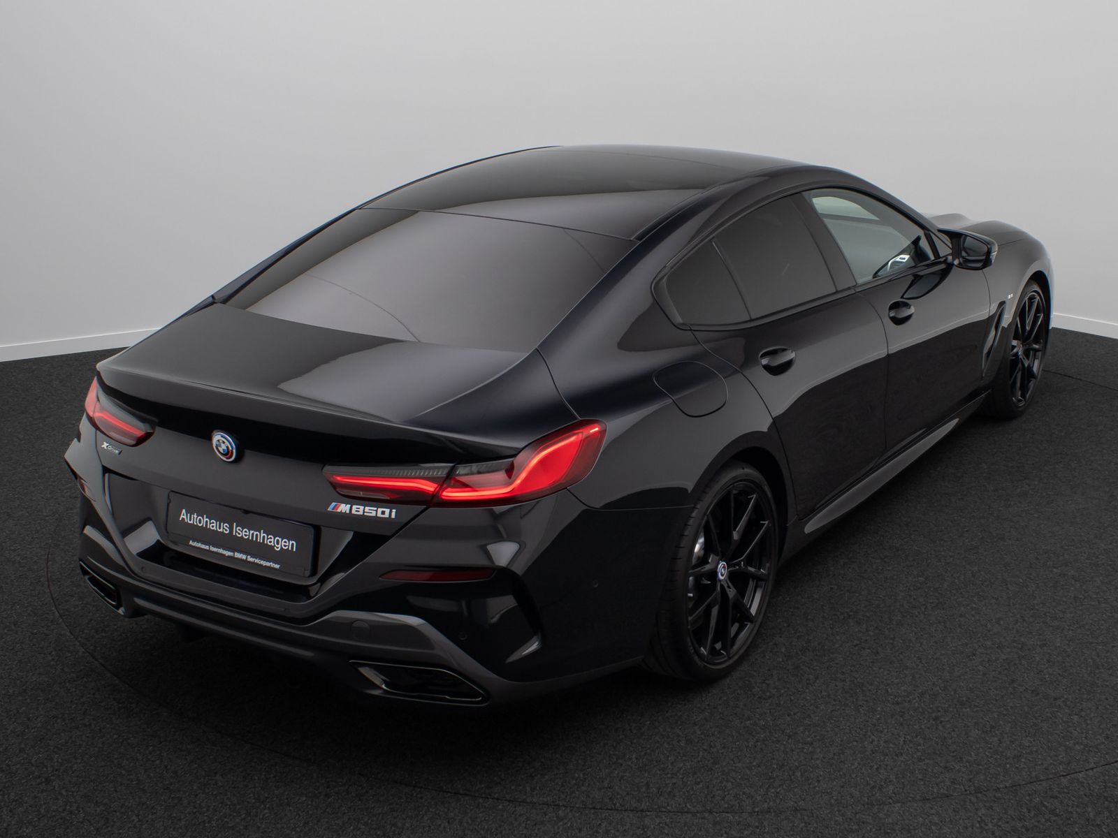 Fahrzeugabbildung BMW M850i xD Gran Coup&eacute; 360&deg; DAB Laser SoftClose 20"