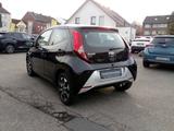 Toyota AYGO x-play Team D, Rückfahrkamera, PDC - Toyota Aygo (X) in Krefeld