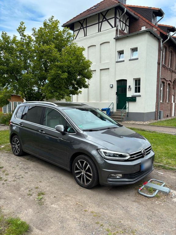 Image of Volkswagen Touran