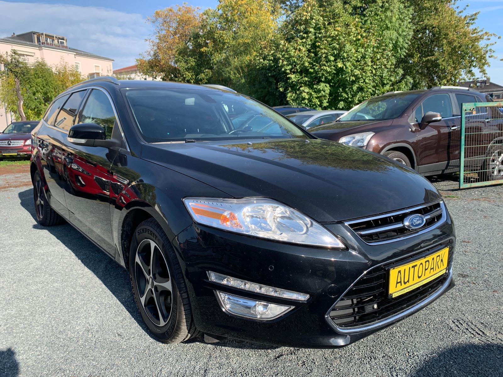 Ford Mondeo 2013 — interior