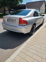 Volvo S60 2.4 - zuverlässiger Begleiter in Bestform!  - Volvo S60 aus 2005