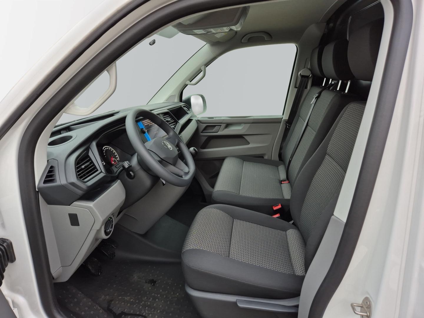 Volkswagen T6.1 Kasten 2.0 TDI lang L2H1 AHK Navi LKW Cam H