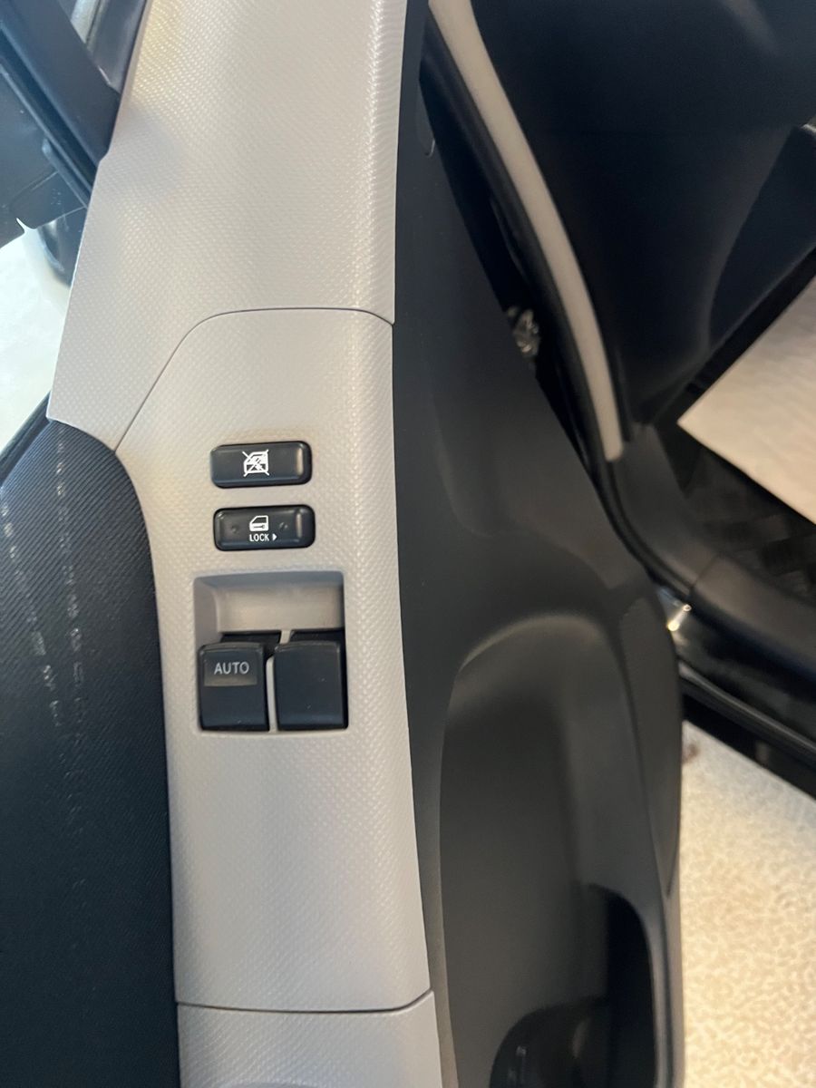 Fahrzeugabbildung Toyota Yaris Sol * TÜV/AU NEU *