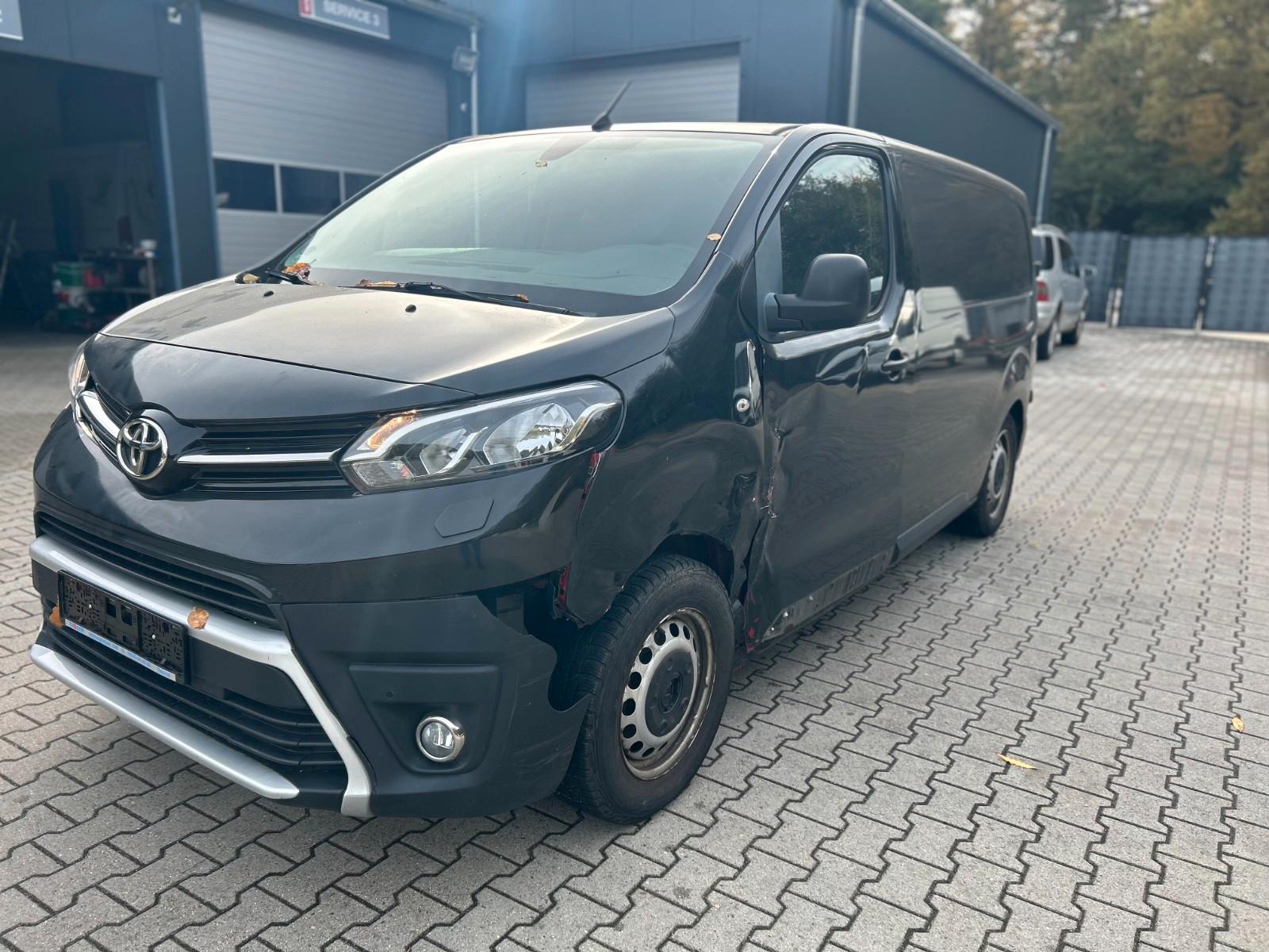 Toyota Proace (Verso)