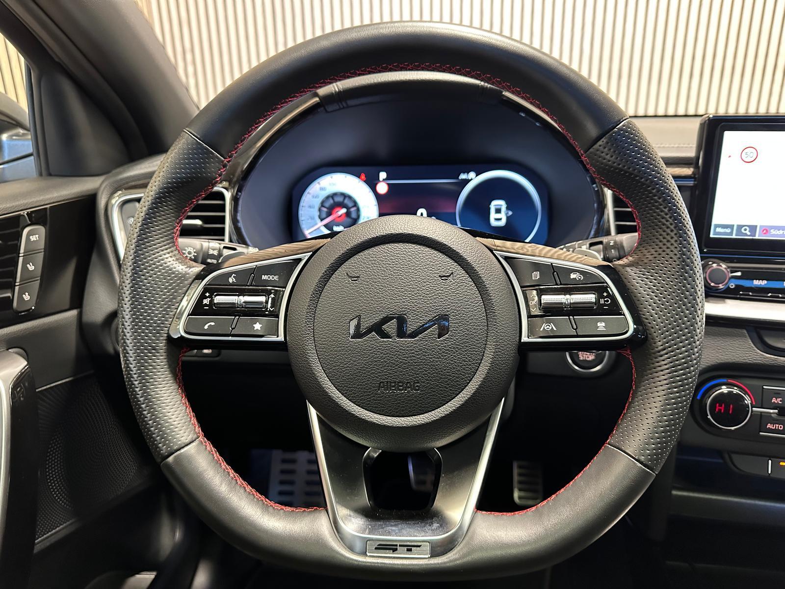 Kia ProCee'd 1.6 T-GDI DCT GT Fugel Sport Bastuck