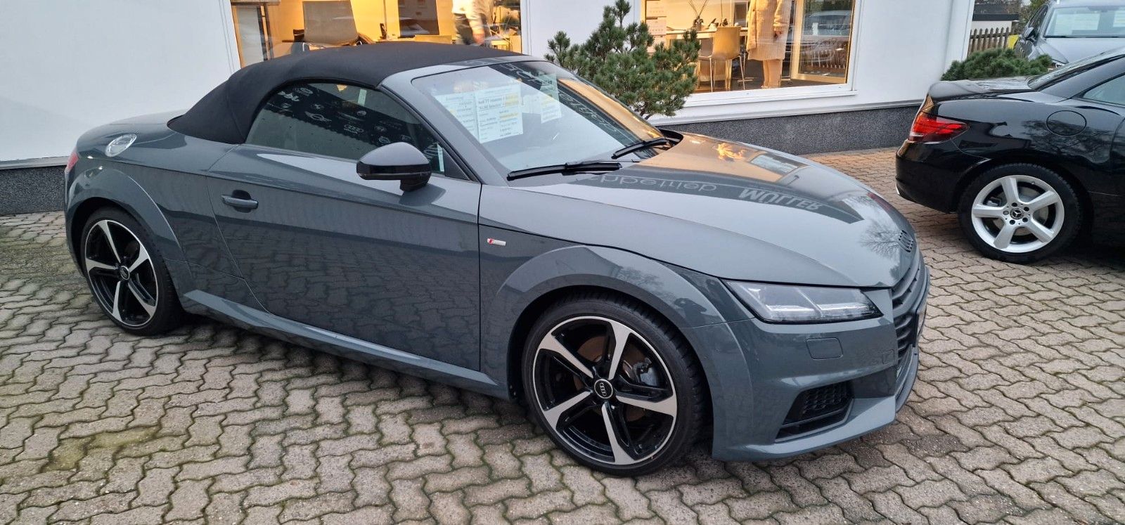 AUDI TT Roadster 1.8 TFSI - S-Line TOP Zustand