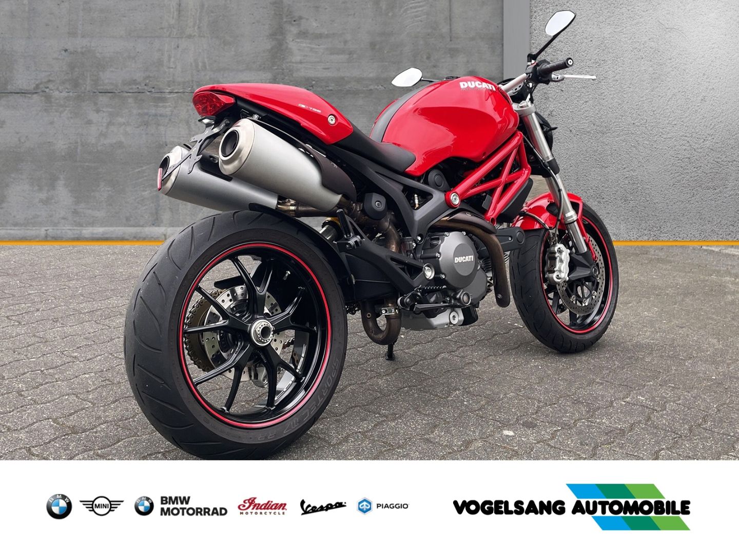 Fahrzeugabbildung Ducati Monster 796 Rosso Red, Kurzer Kennzeichenhalter,