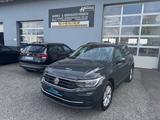 Volkswagen Tiguan Life 4Motion DSG Facelift ACC PDC LED 18" - Volkswagen Tiguan: Facelift