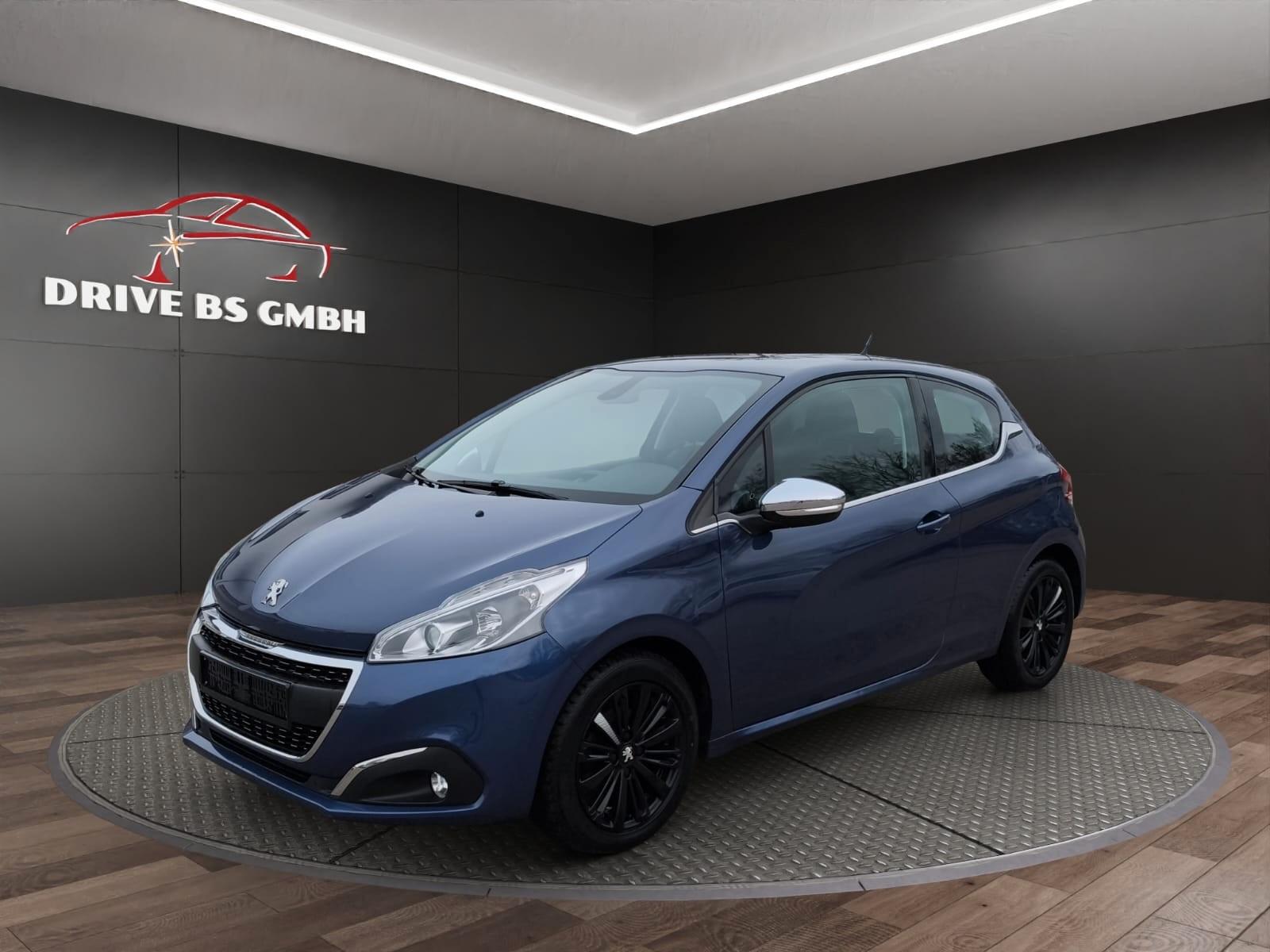 Peugeot 208 Allure/Carplay/Tempomat/RFK