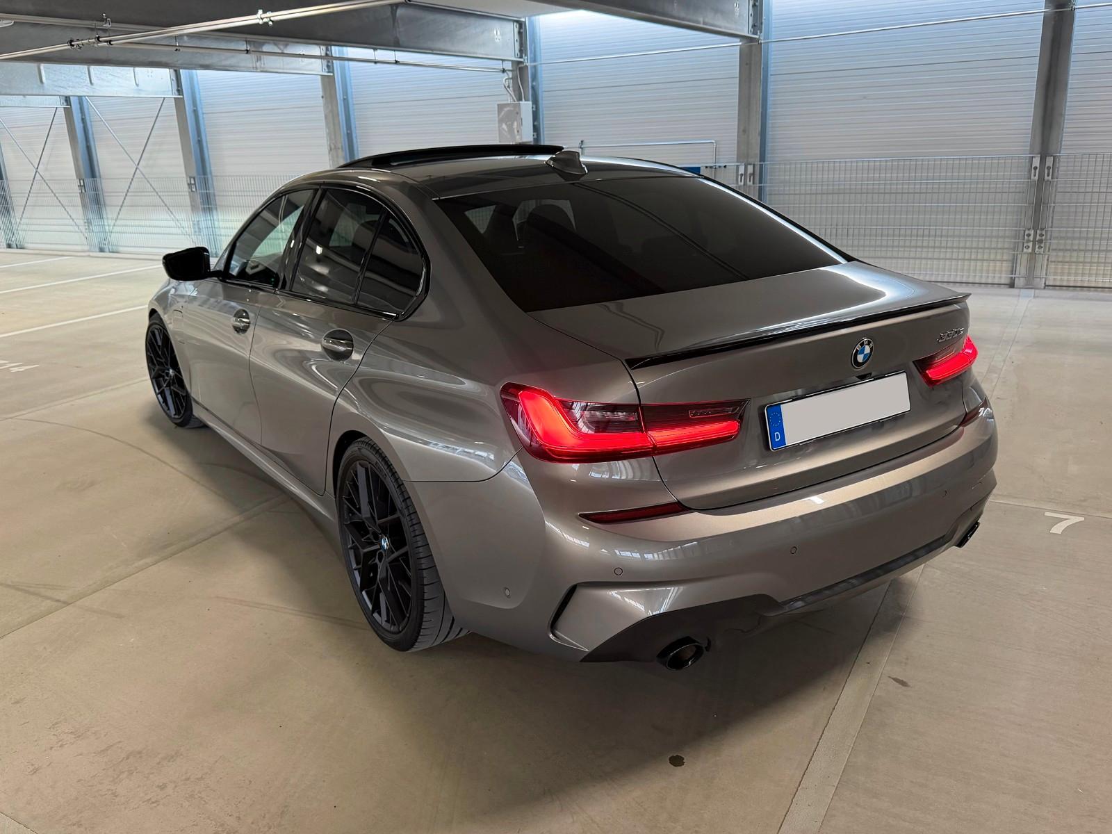 BMW 330e M Sport | Individual | 19" | Laser | HUD