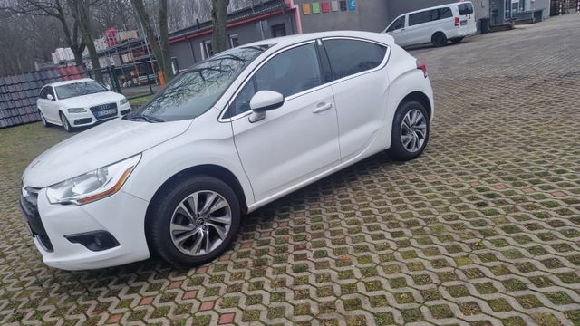 Citroën DS4 SoChic-5Türig-Klima-Sitzheizung-Einparkhilfe