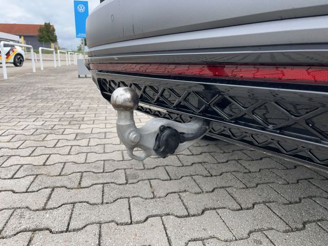 Touareg R-Line 3.0 TDI TipTronic SCR 4Motion