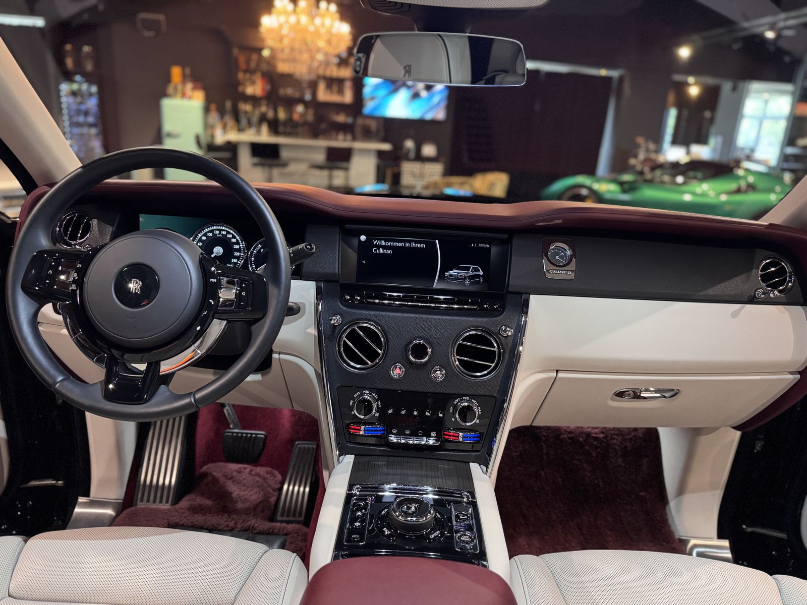 Rolls-Royce Cullinan 24Zoll*große Inspektion neu*tolle Optik foto 15
