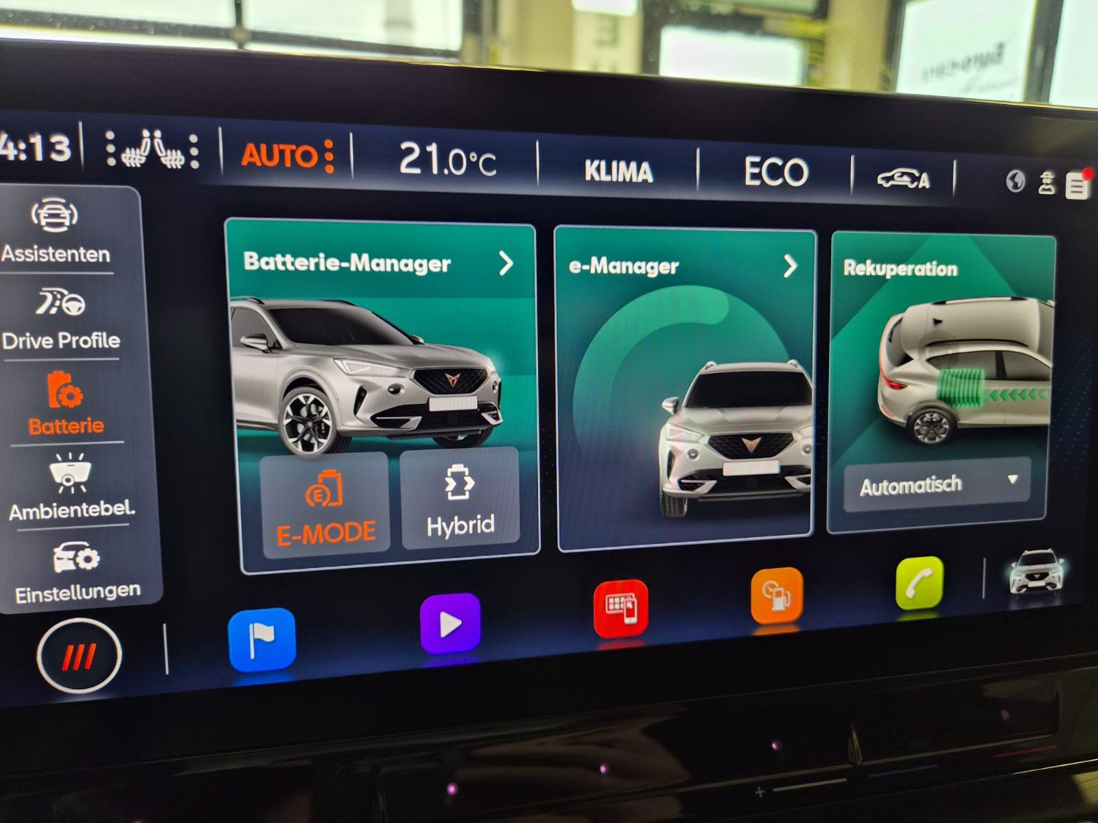 Fahrzeugabbildung CUPRA Formentor VZ e-Hybrid / GEPFLEGT / 1. HAND