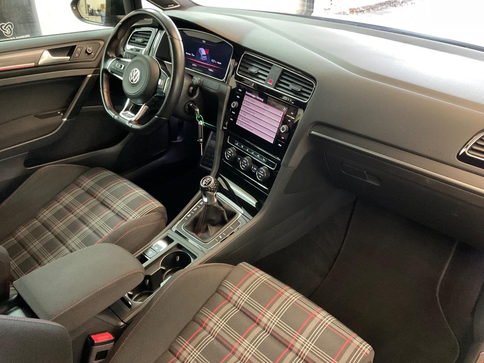 Volkswagen Golf VII GTI Performance, Diff.,Led,Navi,DYNAUD