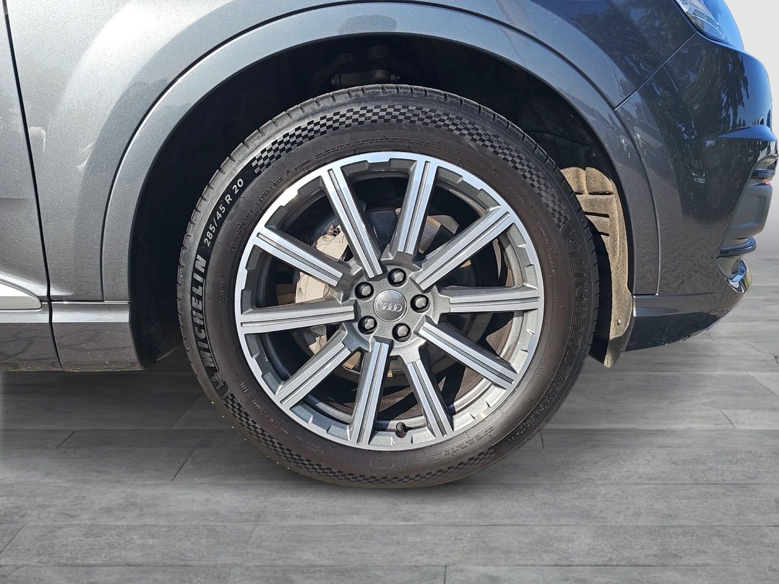 Fahrzeugabbildung Audi Q7 50  S-Line TDI quattro LED LUFT STHG VC HUD A