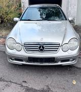 Mercedes-Benz Mercedes C230 Kompressor - Mercedes-Benz C 230: Coupe