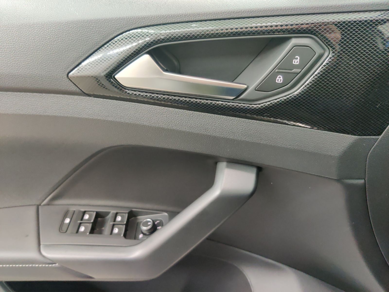 Volkswagen T-Cross - Bild 11