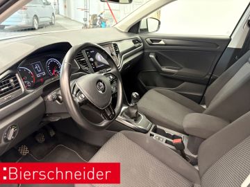Volkswagen T-Roc - 10