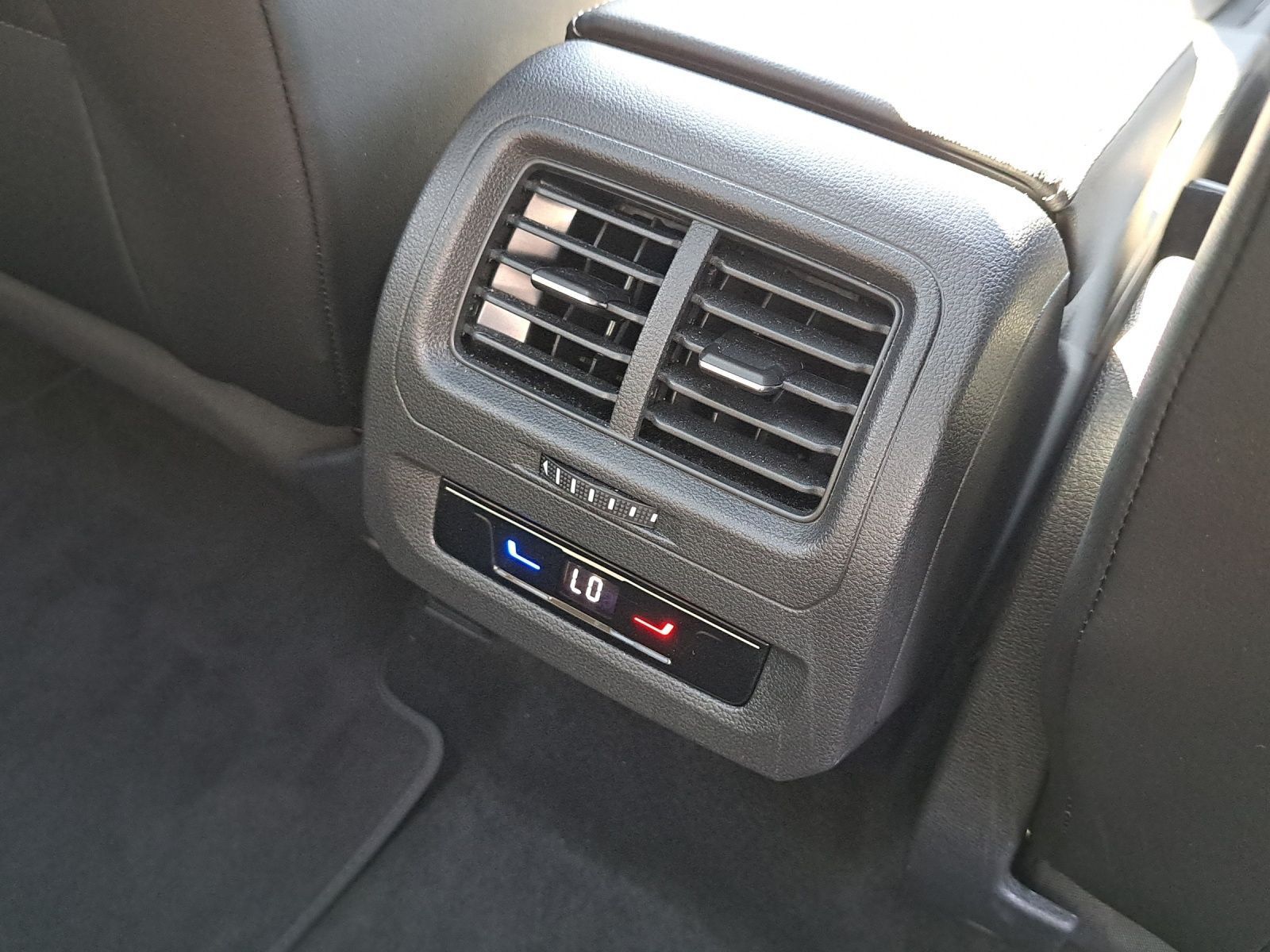 Volkswagen Touran - Bild 17