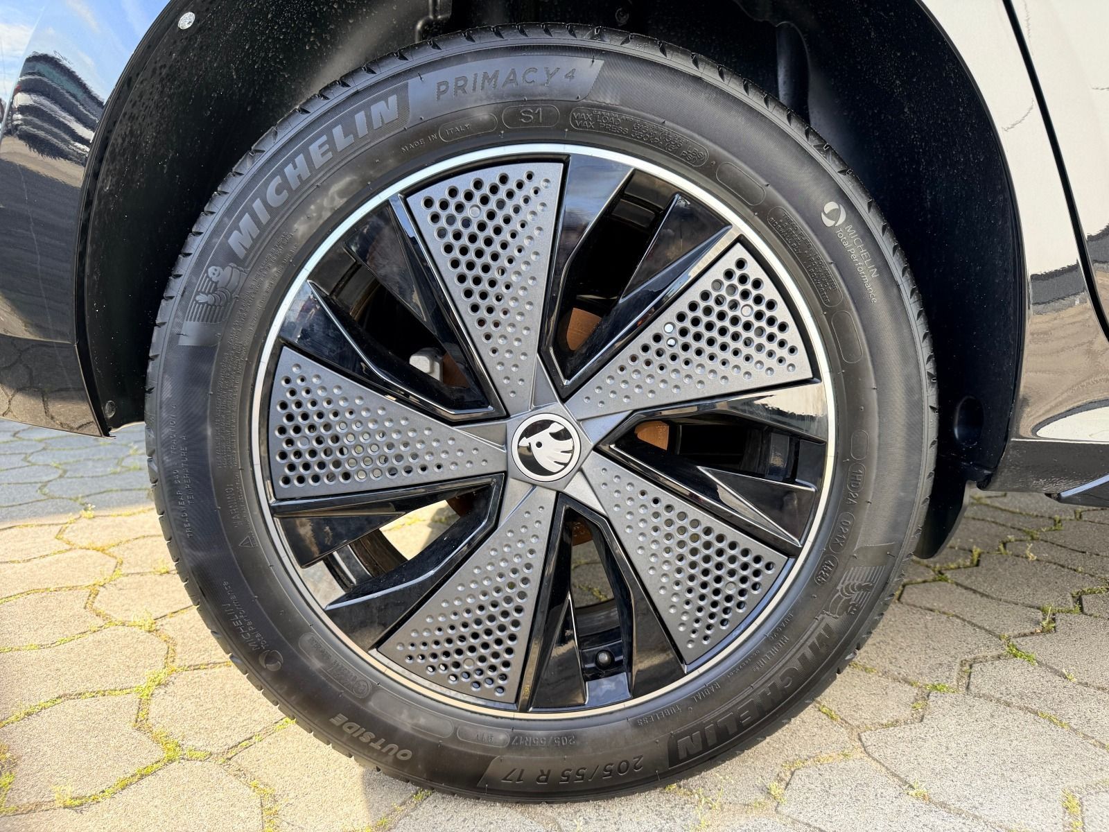 Fahrzeugabbildung SKODA Kamiq Monte Carlo DSG*AHK*RFK*SmartLink*