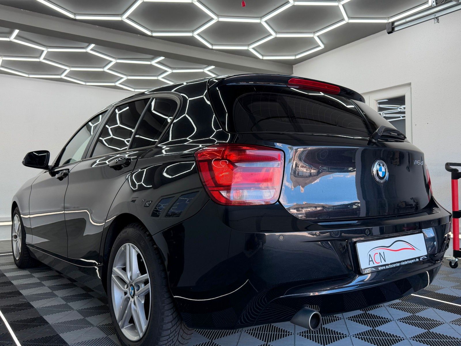 Fahrzeugabbildung BMW 116 d Efficient Dynamics Edition/NAVI/SHZ/KLIMA