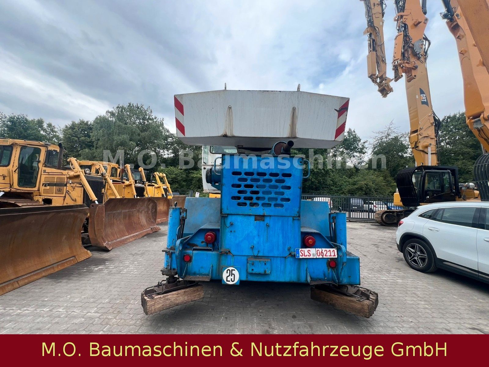 Fahrzeugabbildung Grove Kran / 30T / Waage /