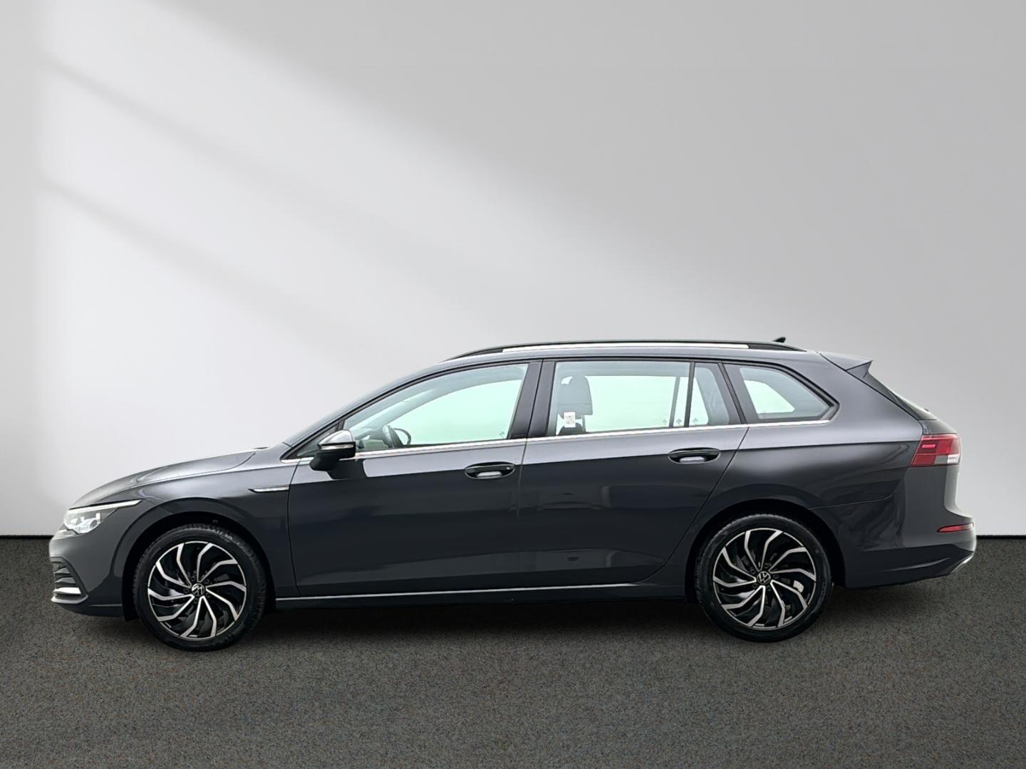 Volkswagen Golf VIII Variant 2.0 TDI DSG CarPlay ACC AHK