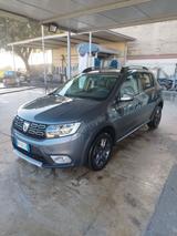 Dacia Sandero 1.5 dCi 8V 90 CV S&S Easy-R Serie  - Dacia Sandero mit Diesel-Antrieb: Automatik
