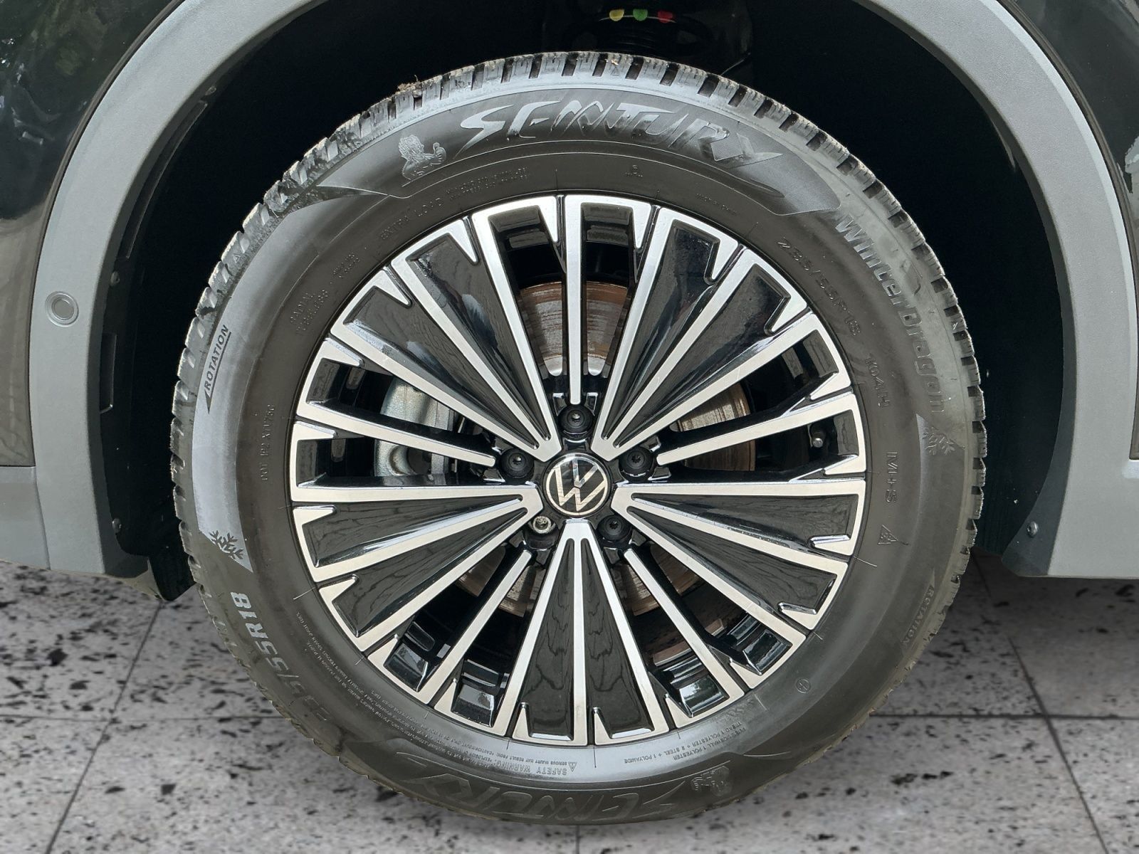 Volkswagen Tiguan - Bild 8