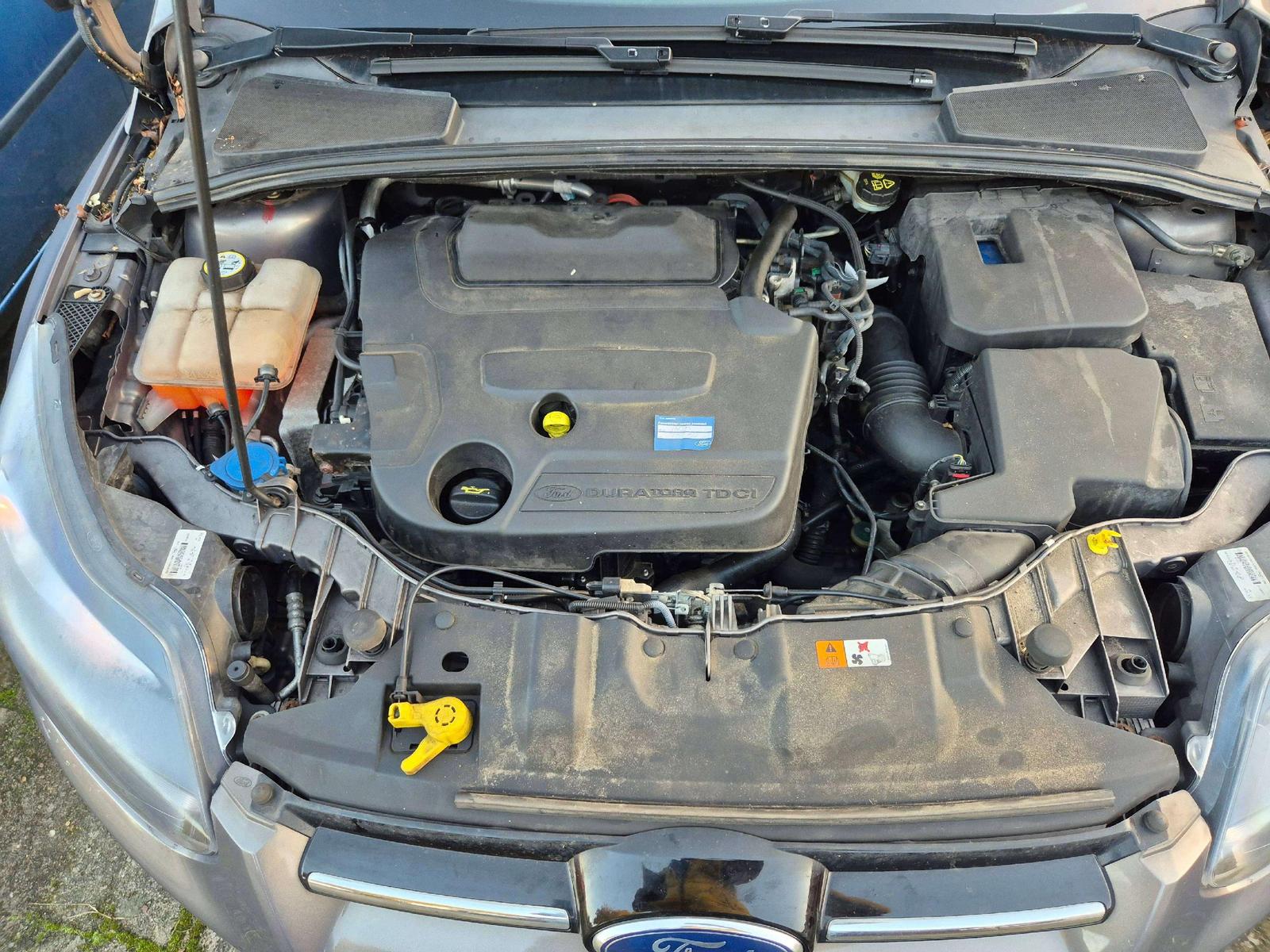 Ford Focus 2013 — photo 11