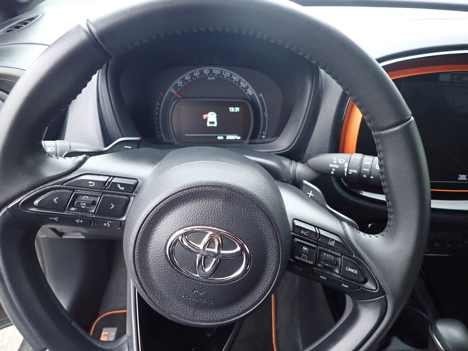 Fahrzeugabbildung Toyota Aygo X Limited 1.0 5tg. AT